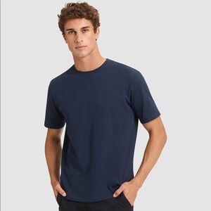 COZY EARTH Men’s All Day Tee in Eclipse M